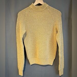Uni Qlo - Sweater - Heavy Weight - Crew Neck - Yellow/Tan - Like New